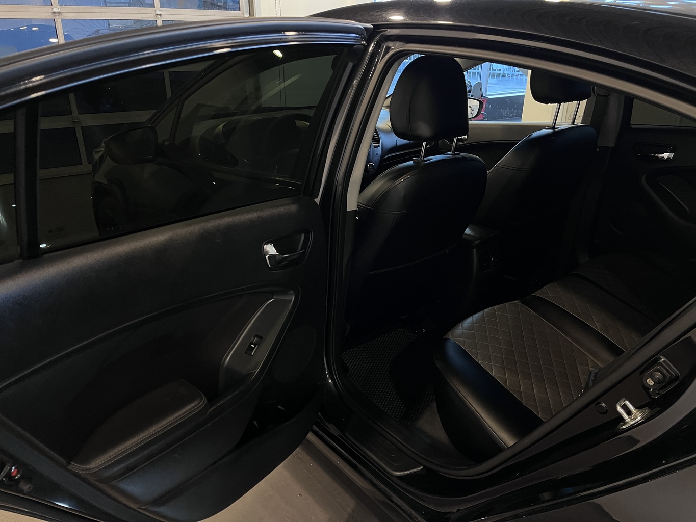 KIA CERATO