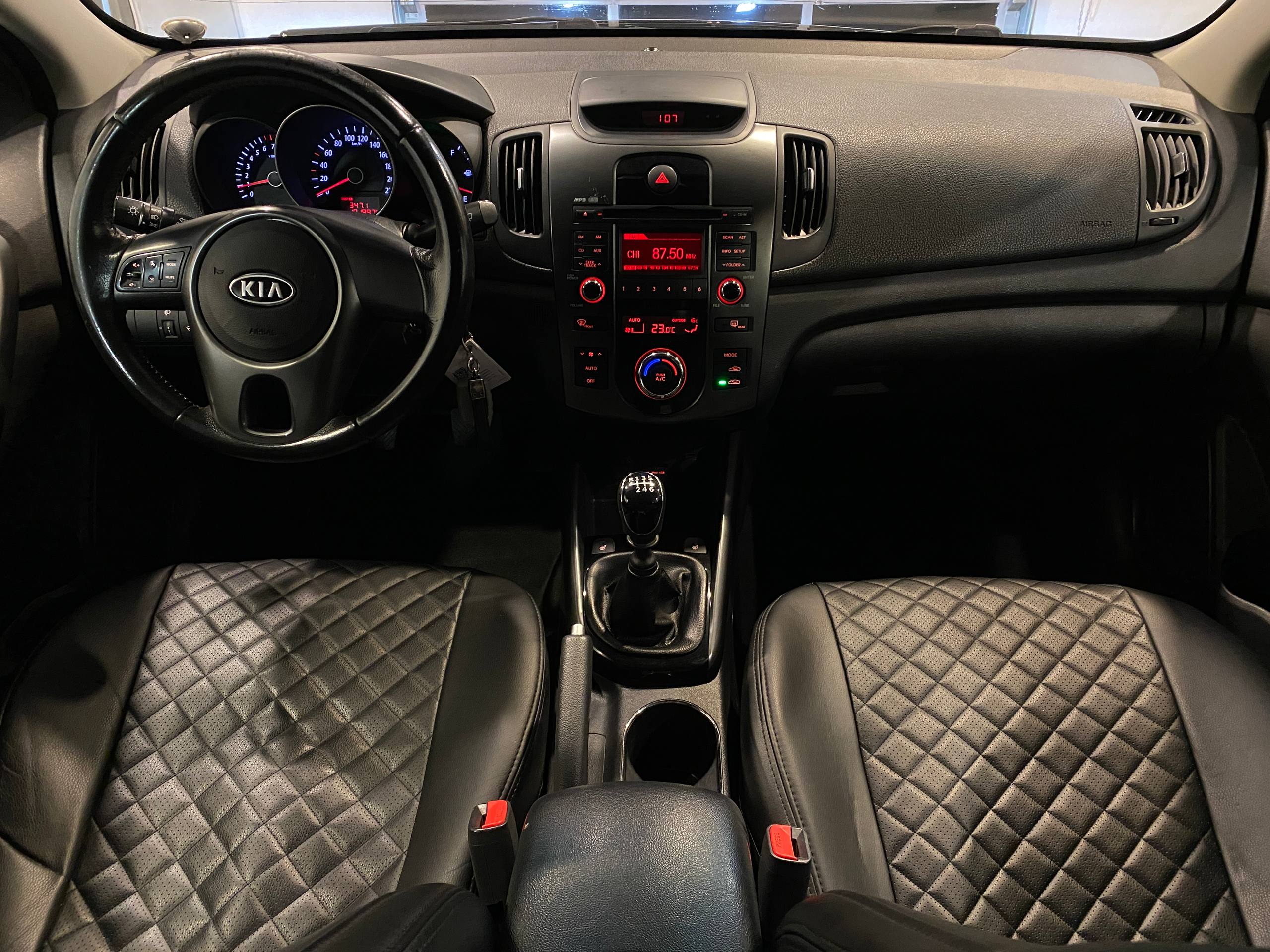 KIA CERATO