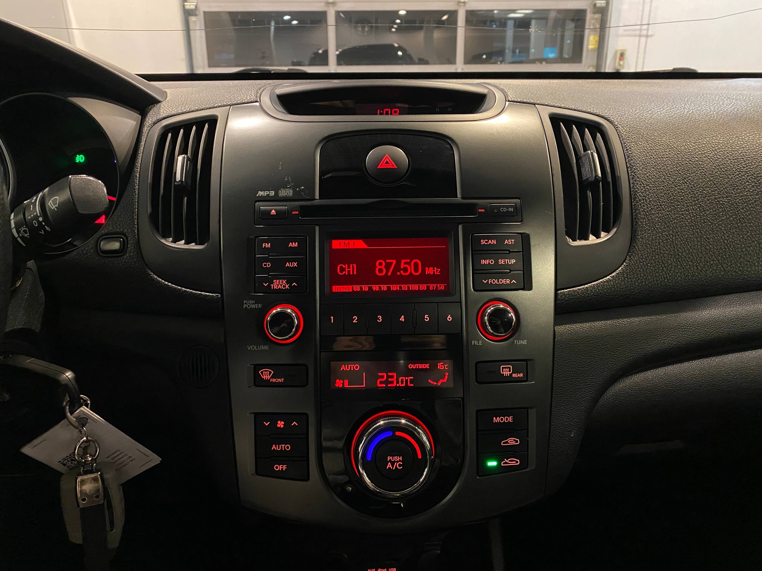 KIA CERATO