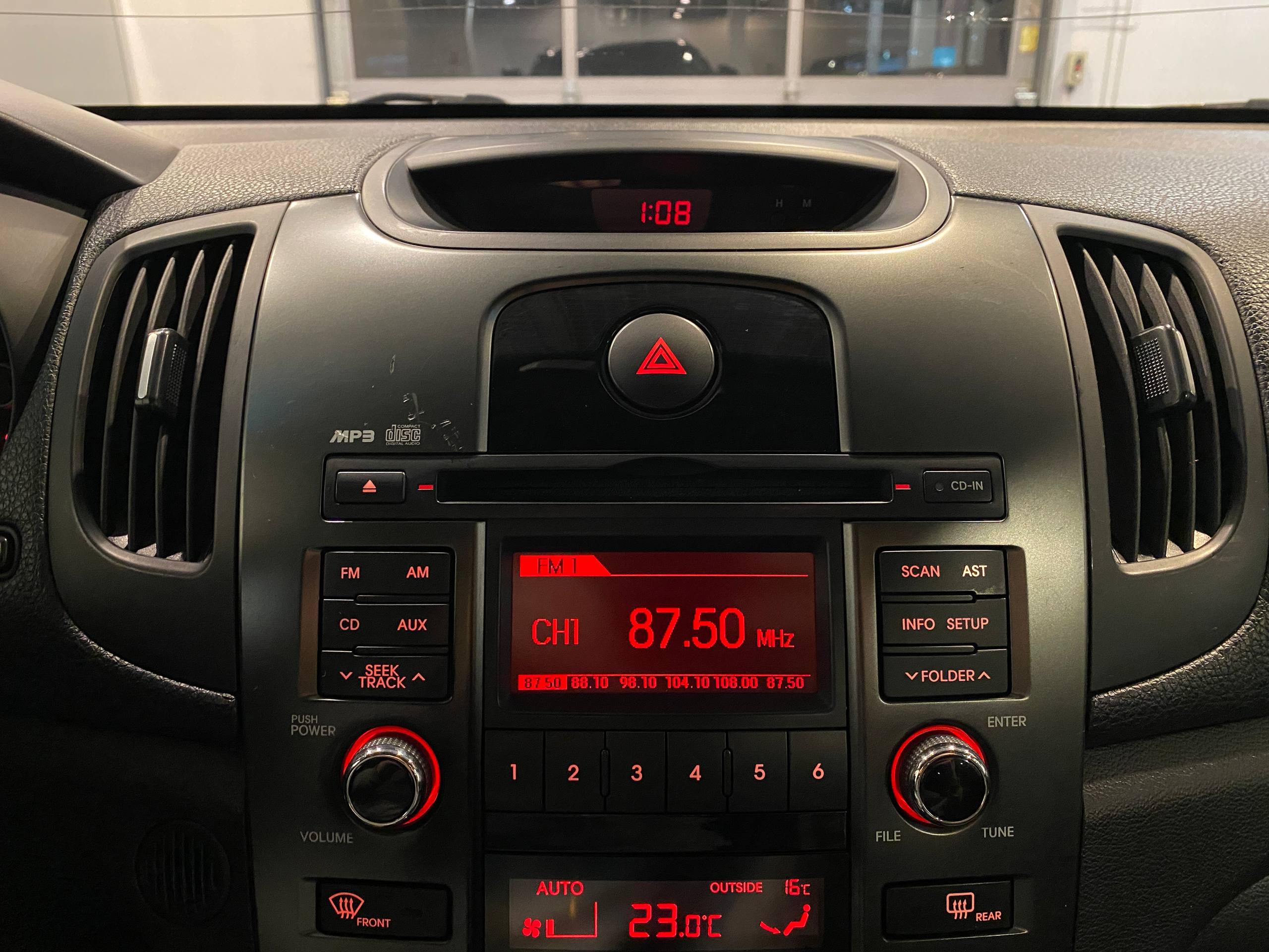 KIA CERATO