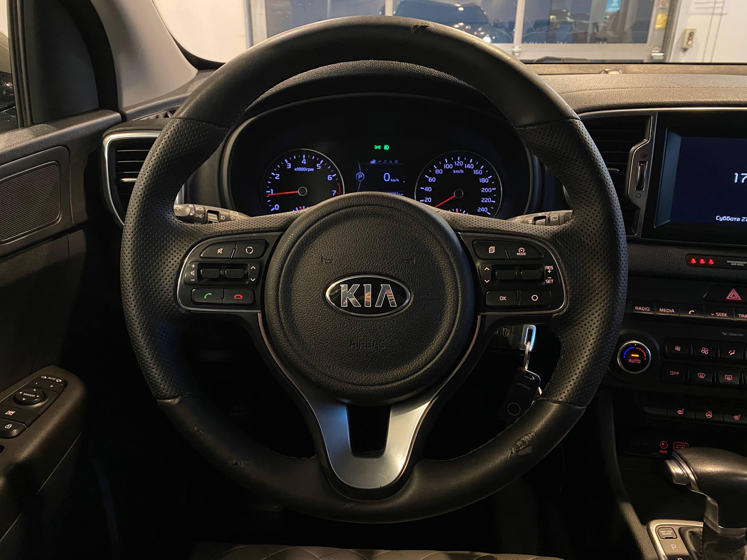 KIA SLS