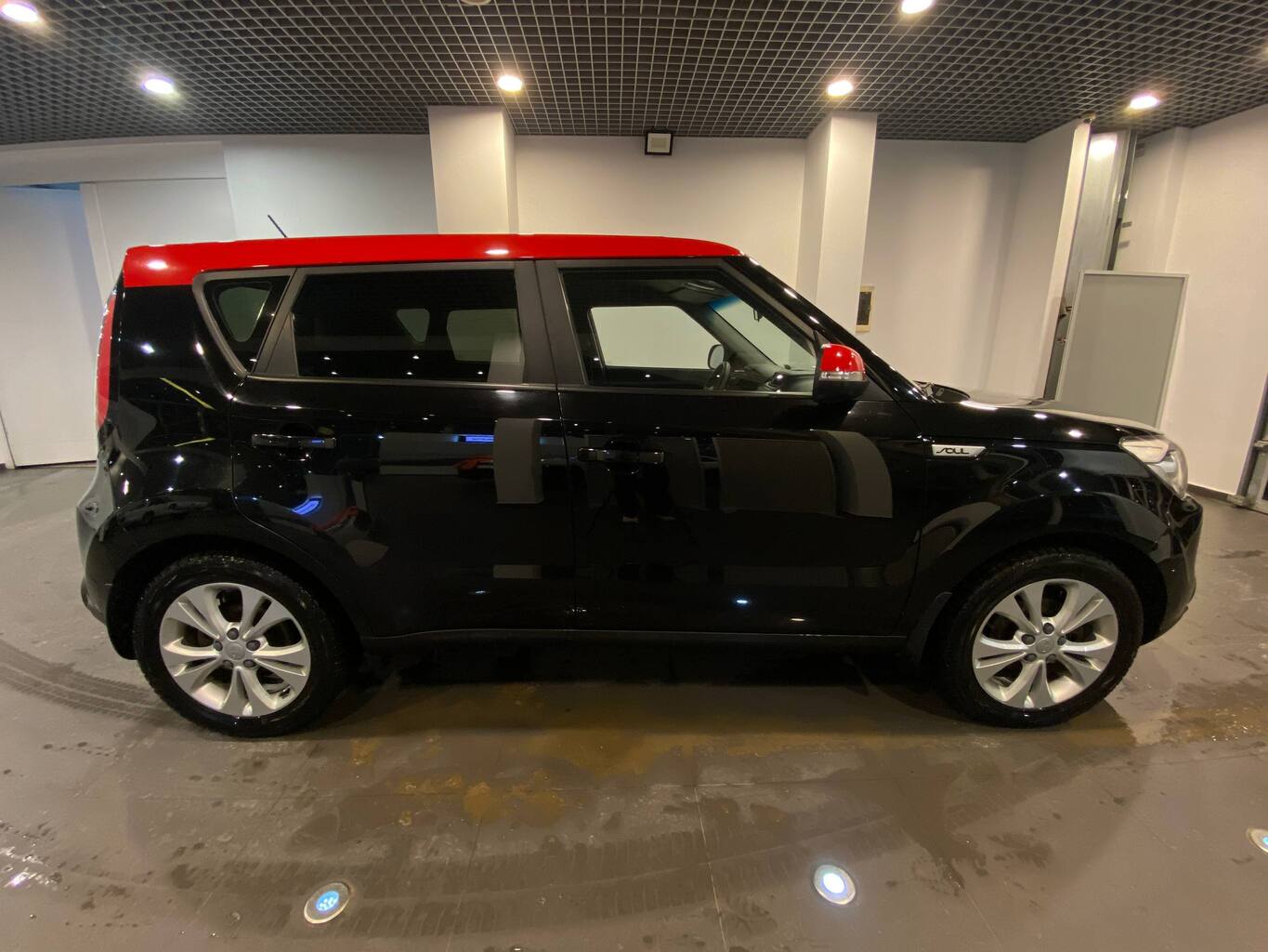 KIA SOUL