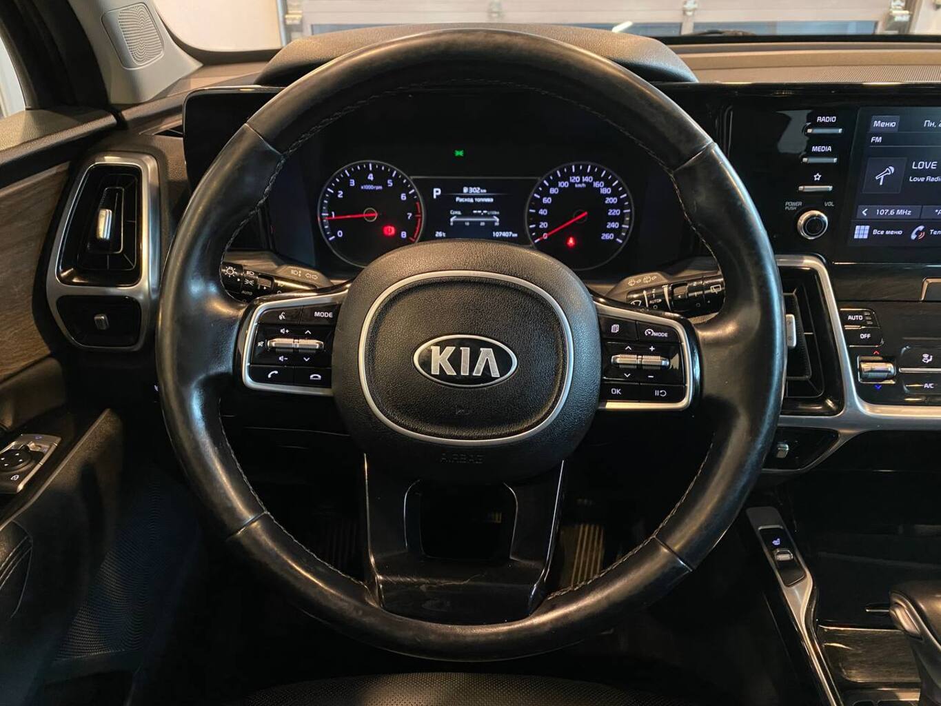 KIA SORENTO