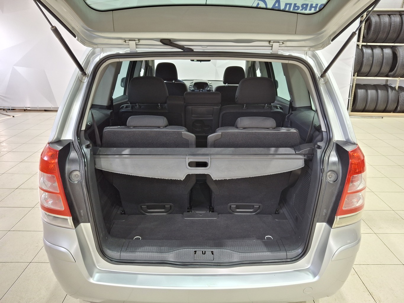 OPEL ZAFIRA