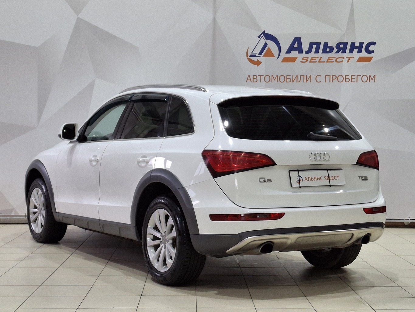 AUDI Q5