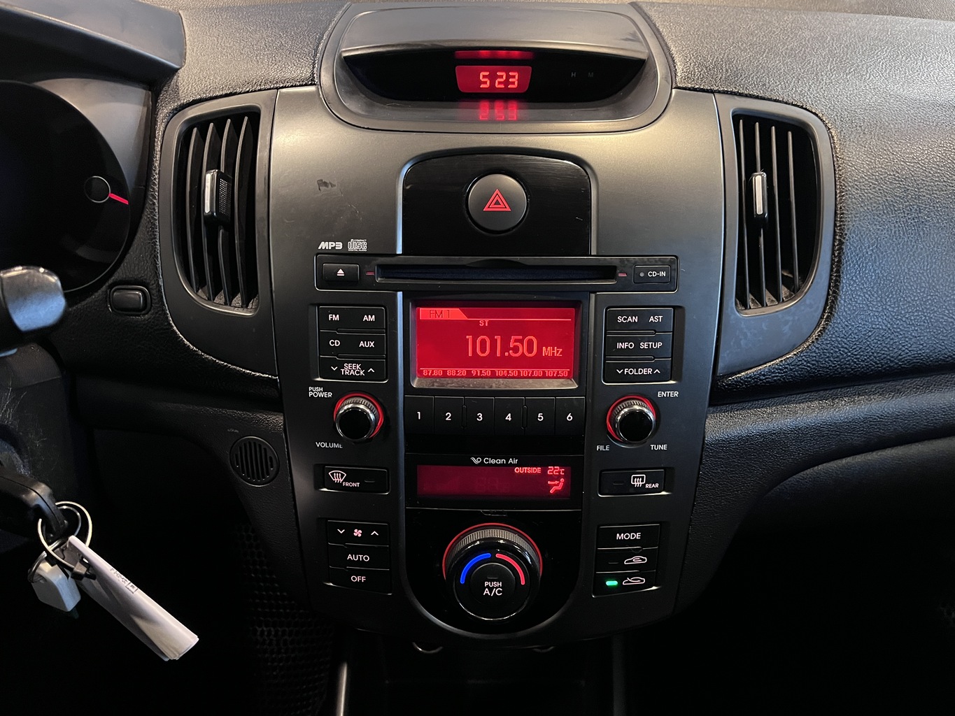 KIA CERATO