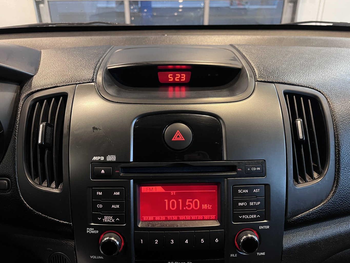 KIA CERATO