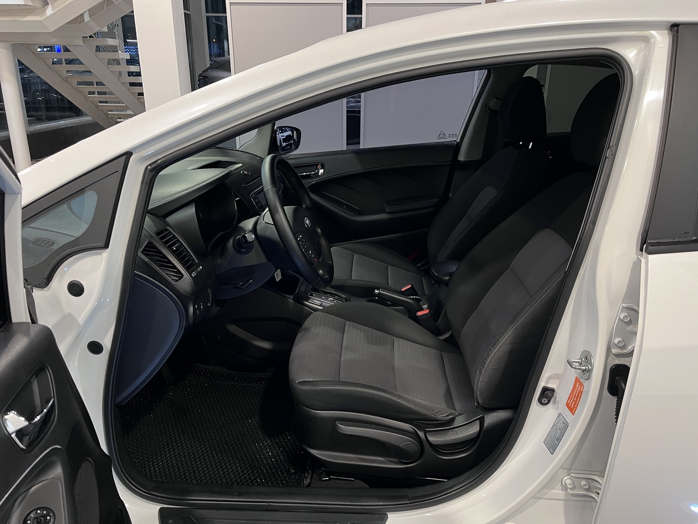 KIA CERATO