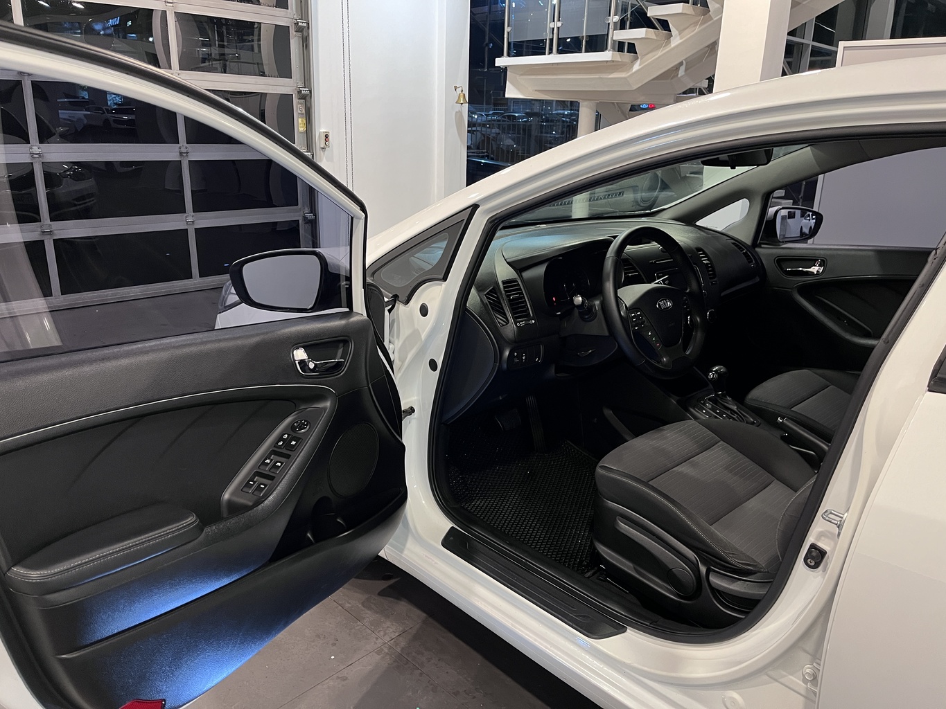 KIA CERATO