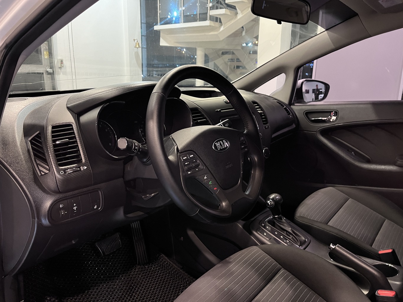 KIA CERATO