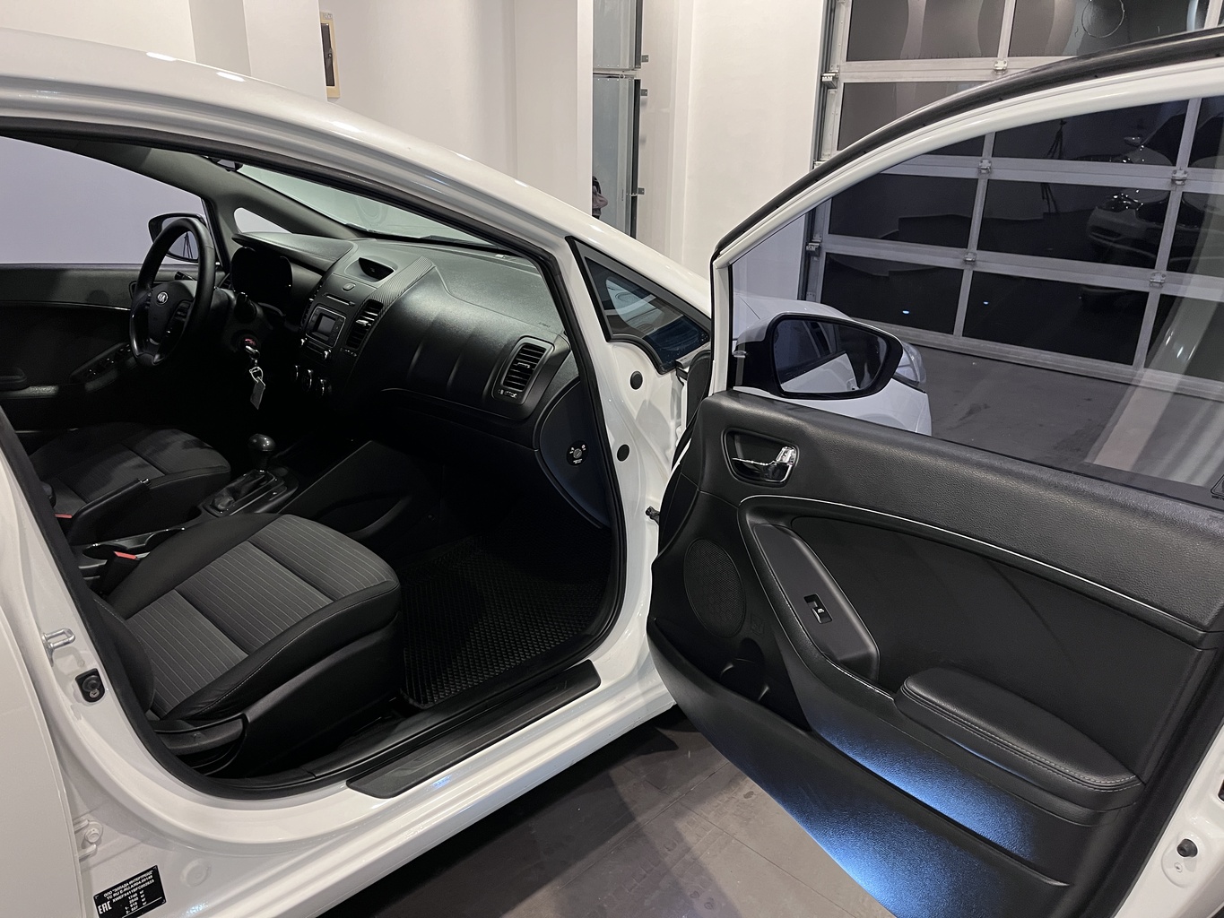 KIA CERATO