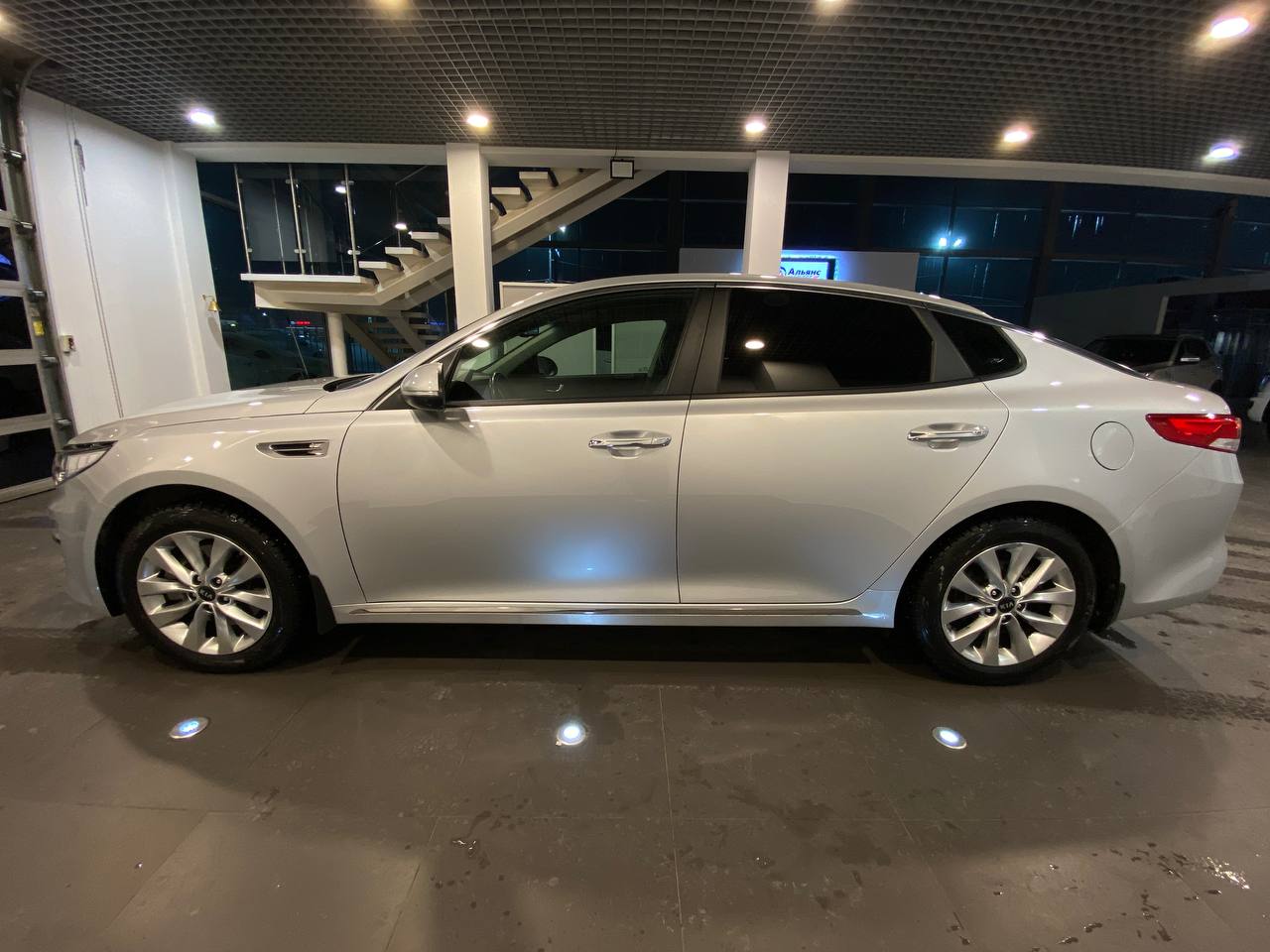KIA OPTIMA