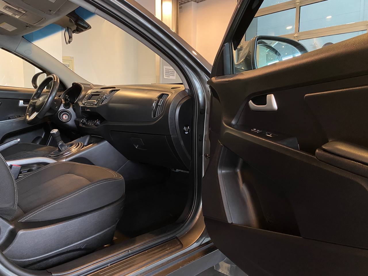 KIA SPORTAGE S