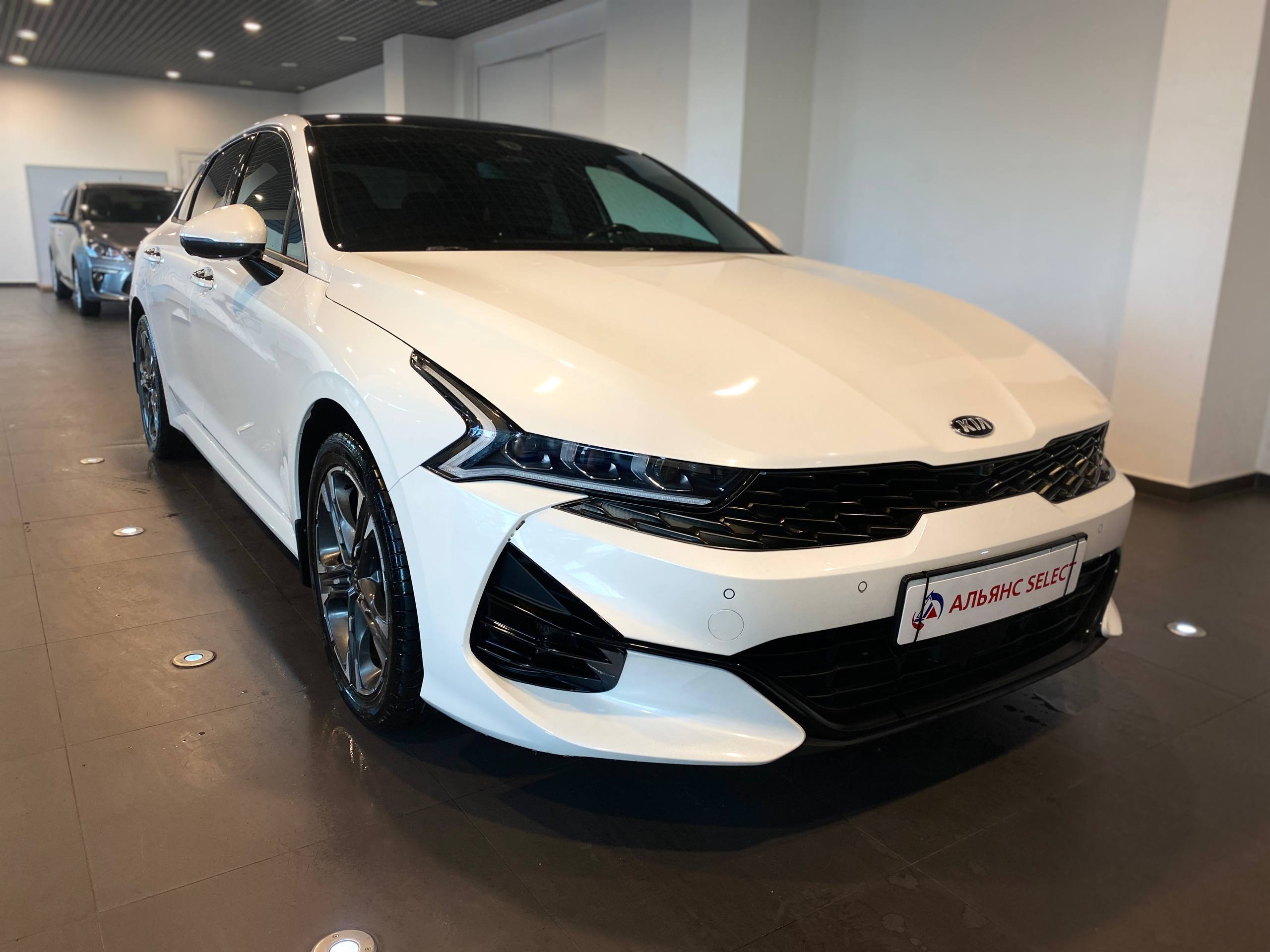 KIA K5