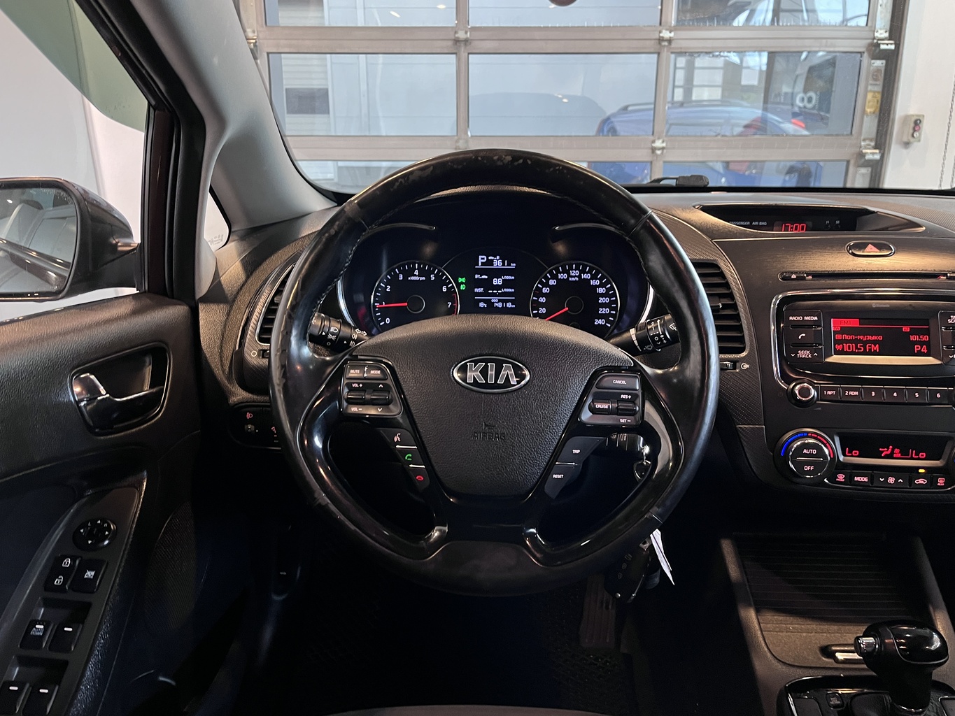 KIA CERATO