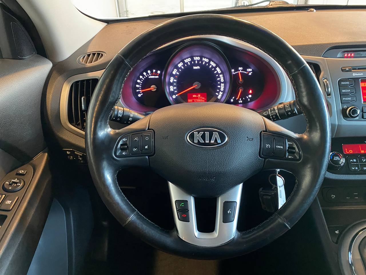 KIA SPORTAGE