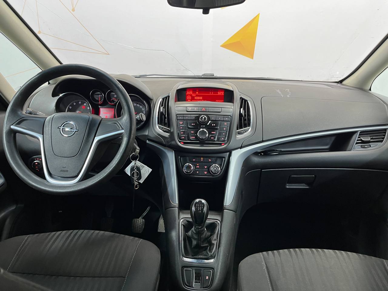 OPEL ZAFIRA