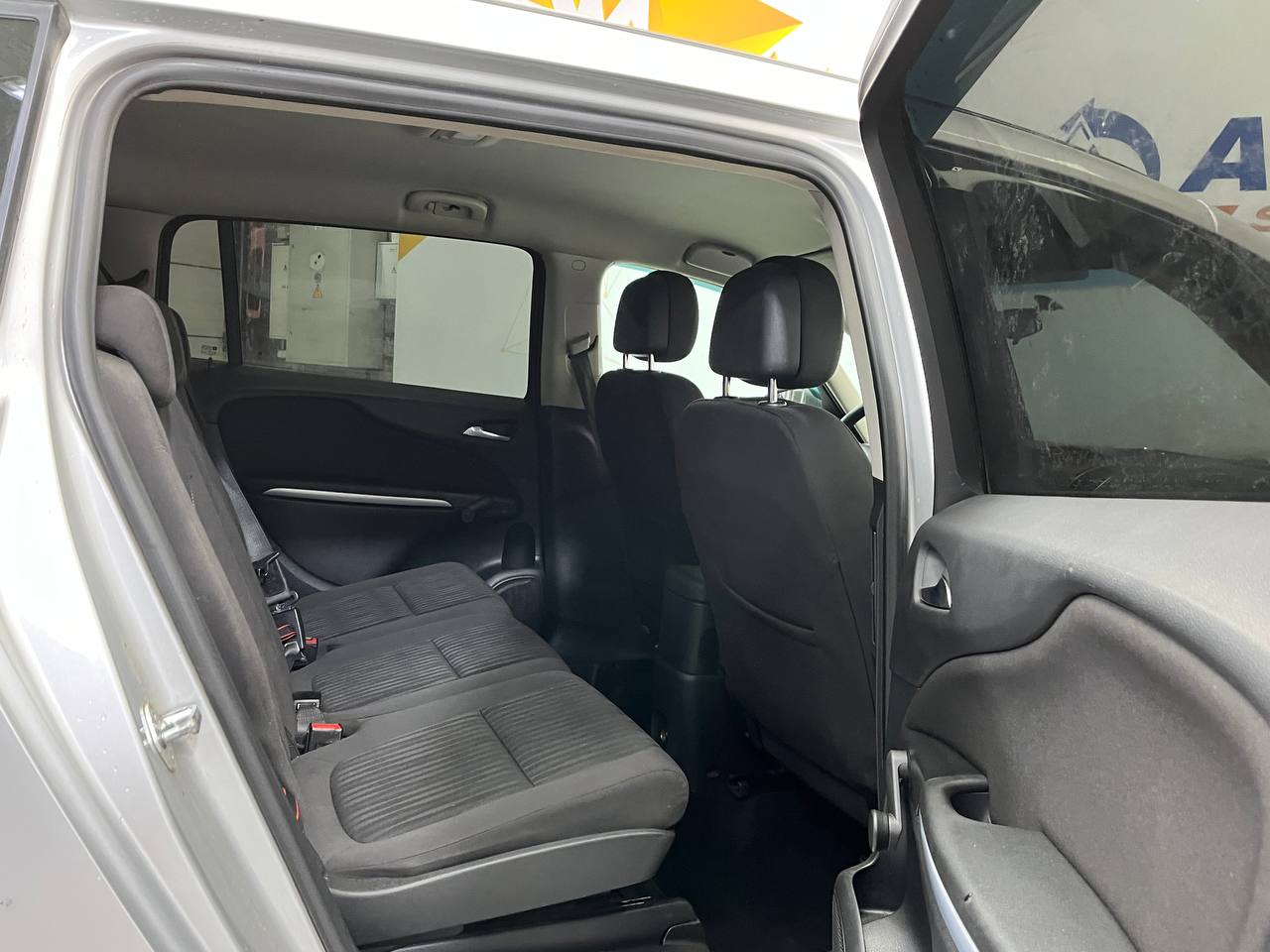 OPEL ZAFIRA