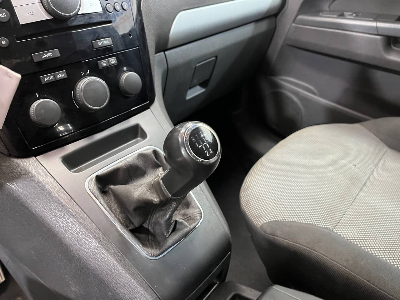 OPEL ZAFIRA