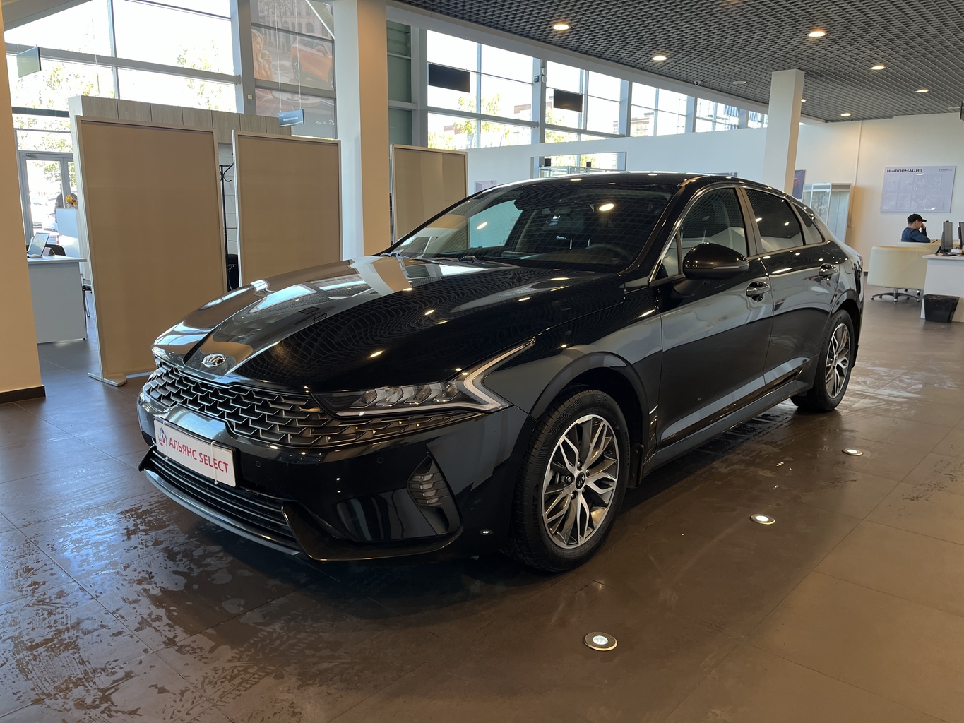 KIA K5