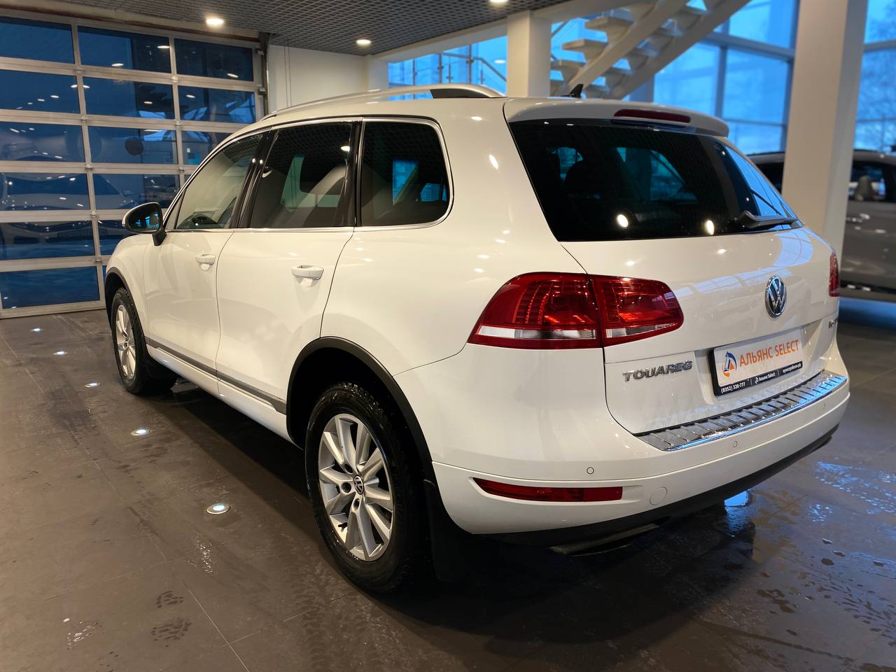 VOLKSWAGEN TOUAREG