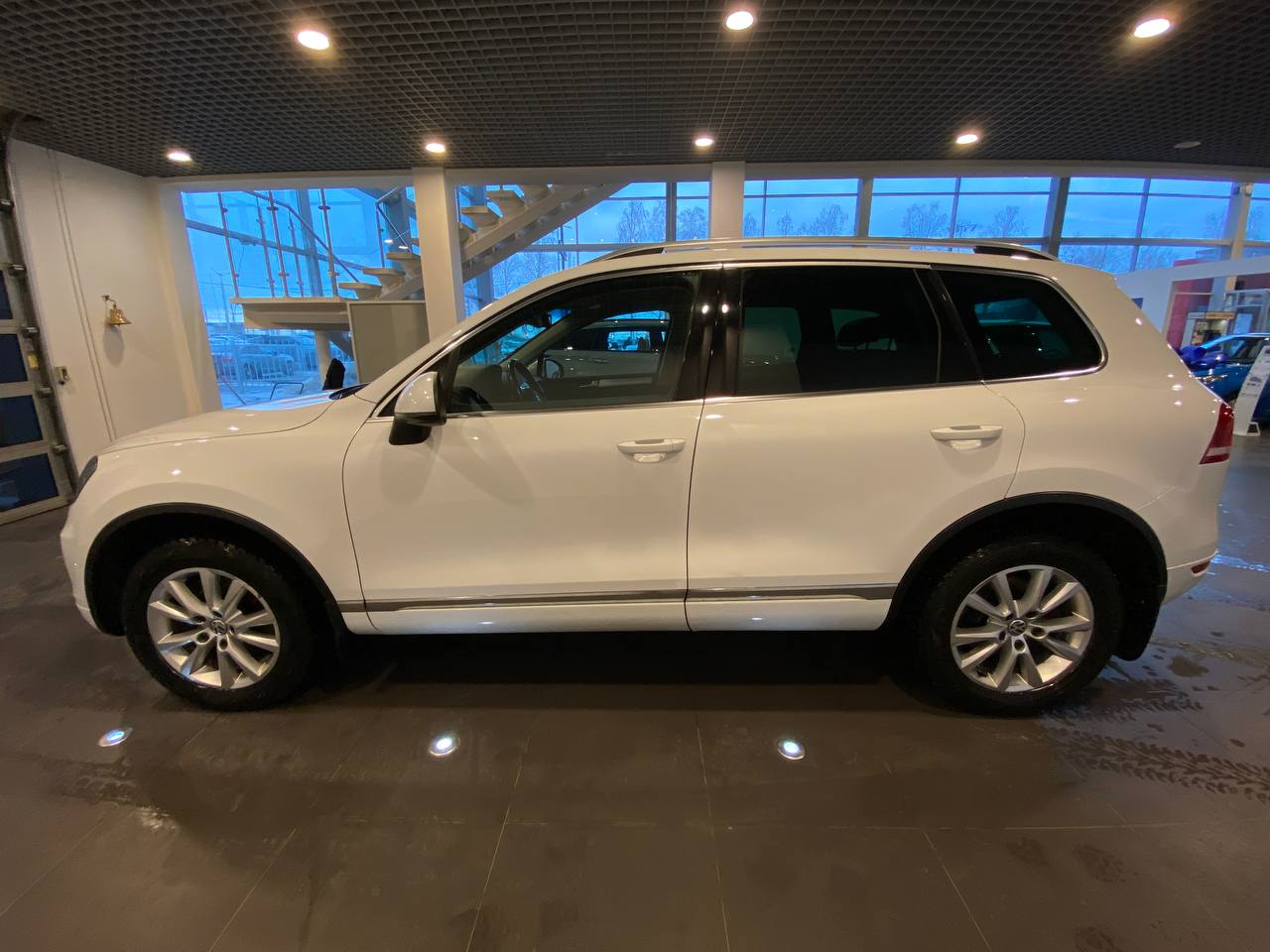 VOLKSWAGEN TOUAREG