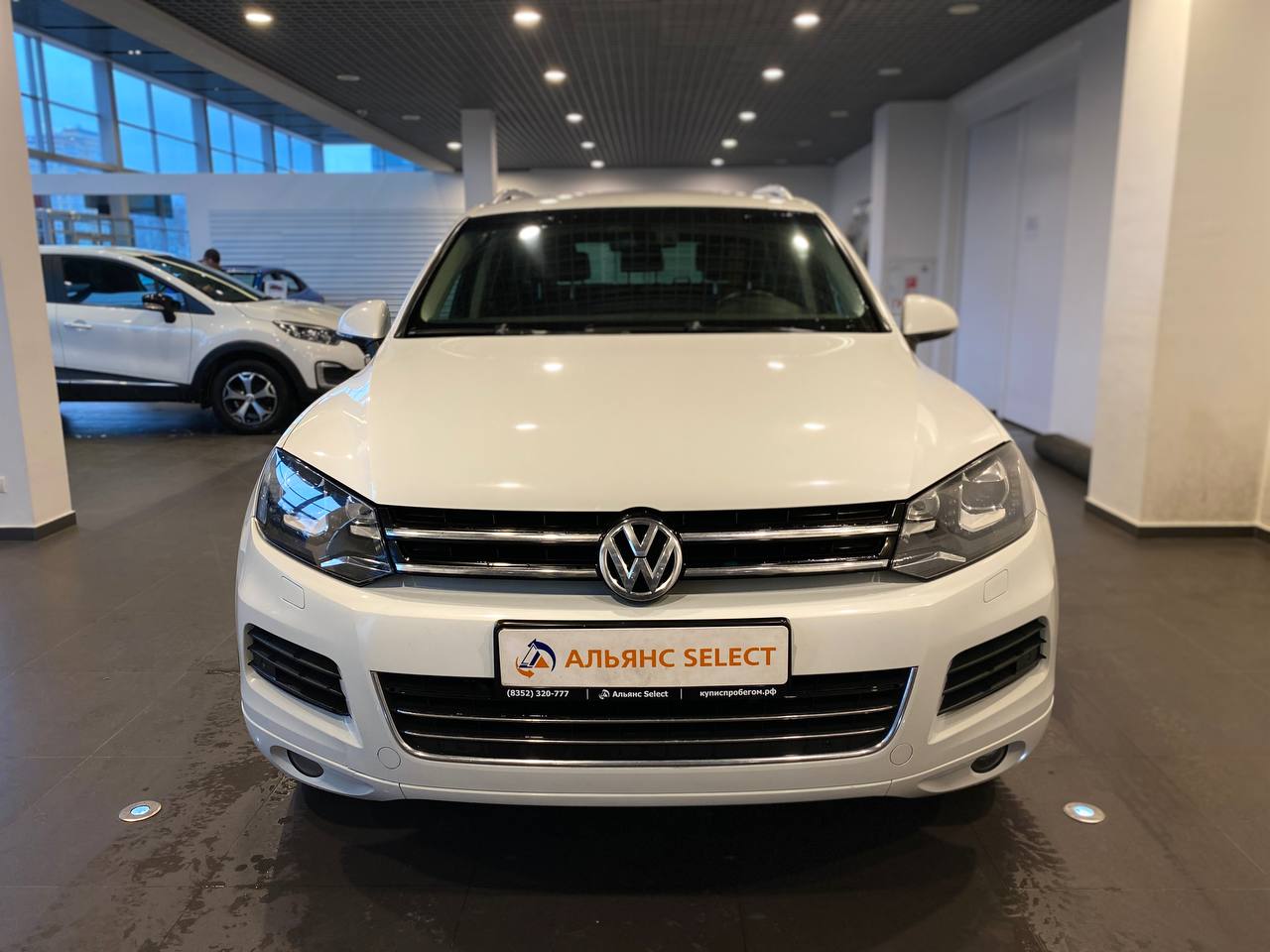 VOLKSWAGEN TOUAREG