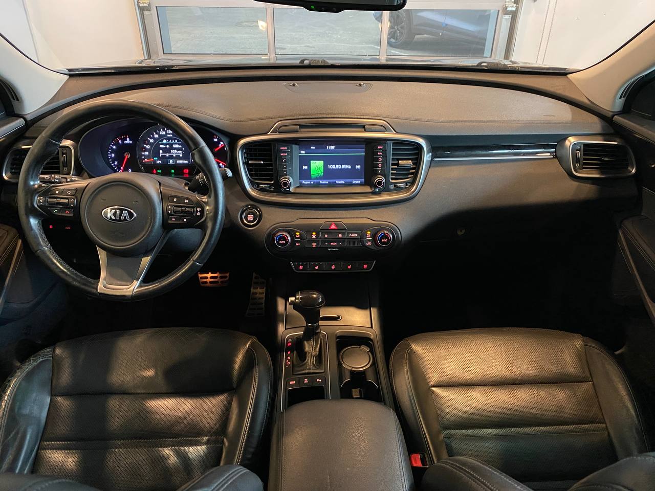 KIA SORENTO
