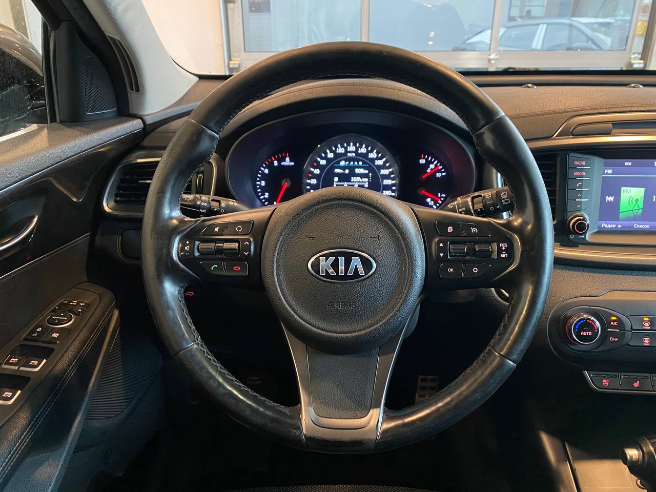 KIA SORENTO