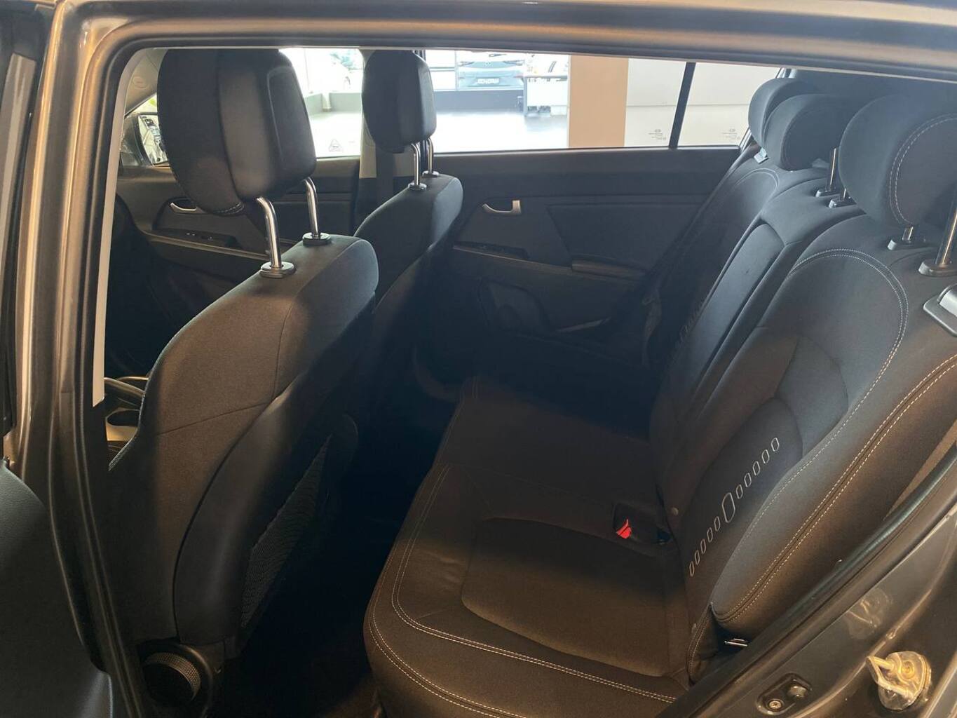 KIA SPORTAGE S