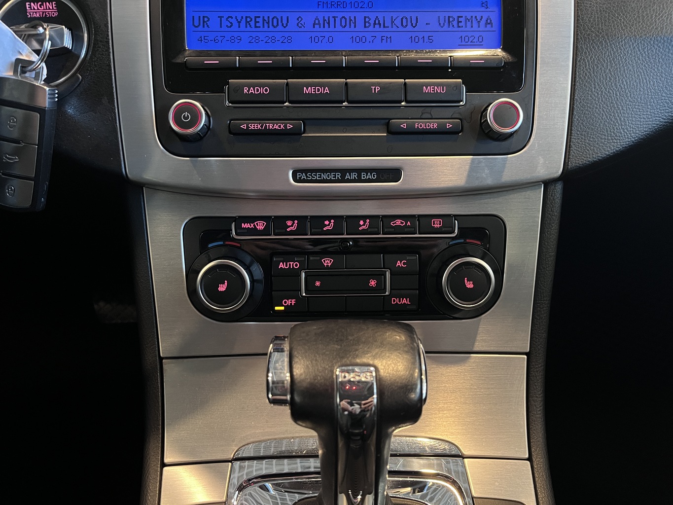 VOLKSWAGEN PASSAT