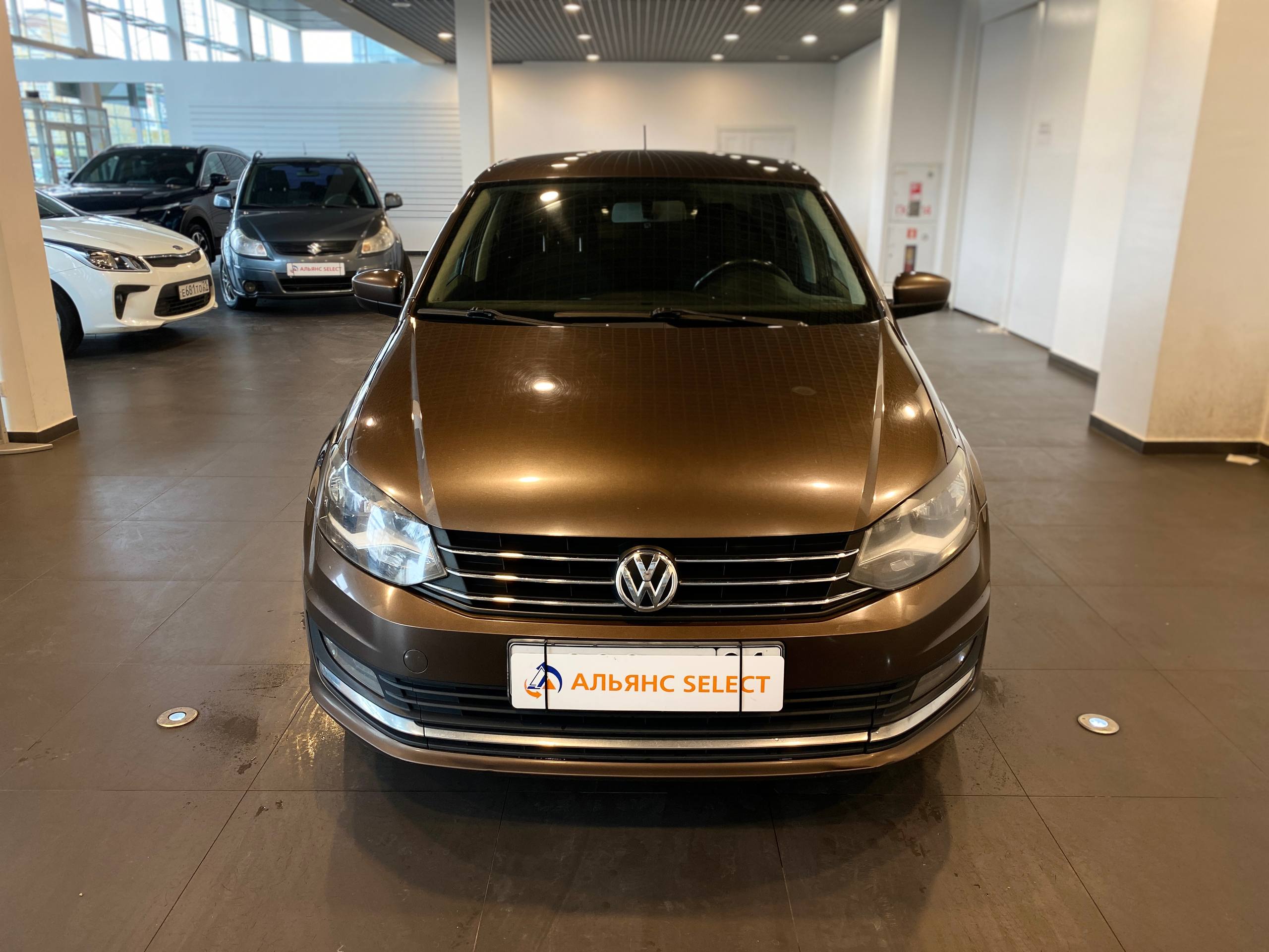 VOLKSWAGEN POLO