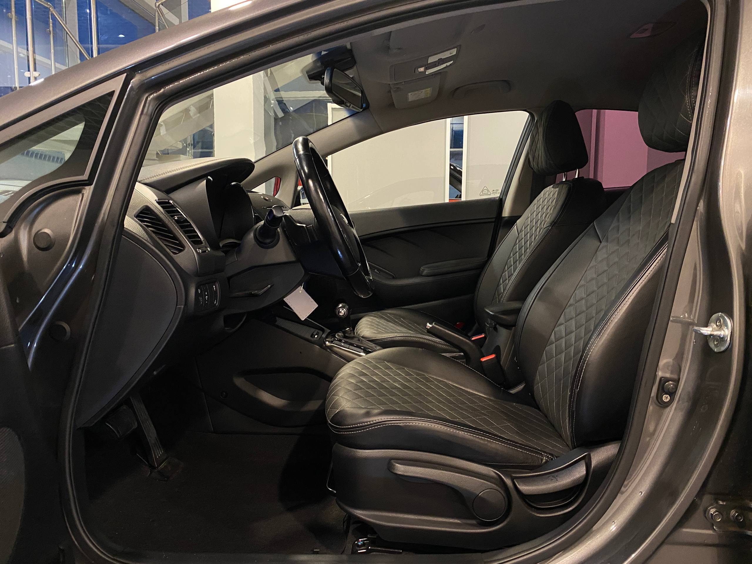 KIA CERATO