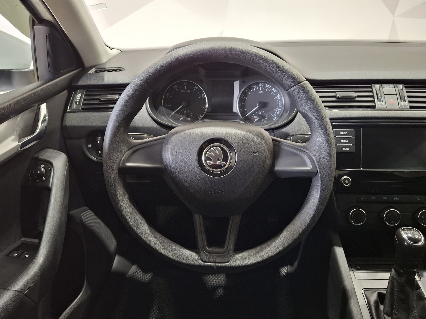 SKODA OKTAVIA