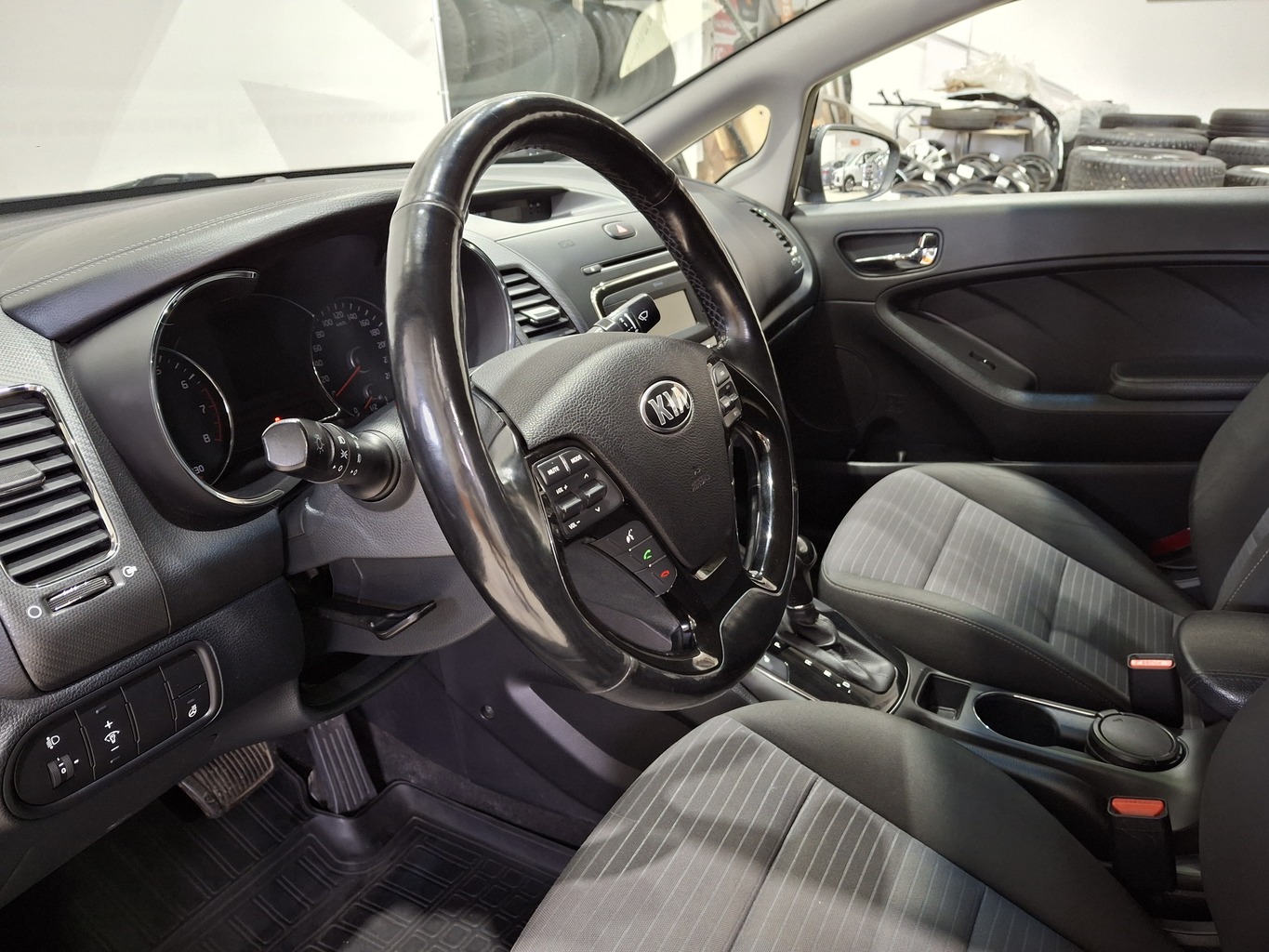 KIA CERATO