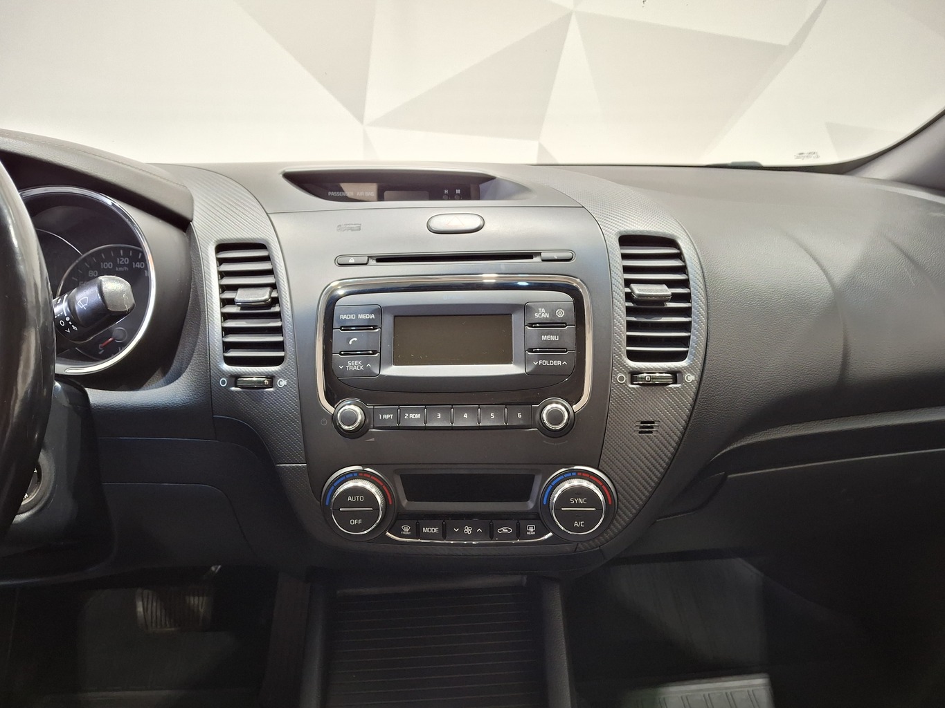 KIA CERATO