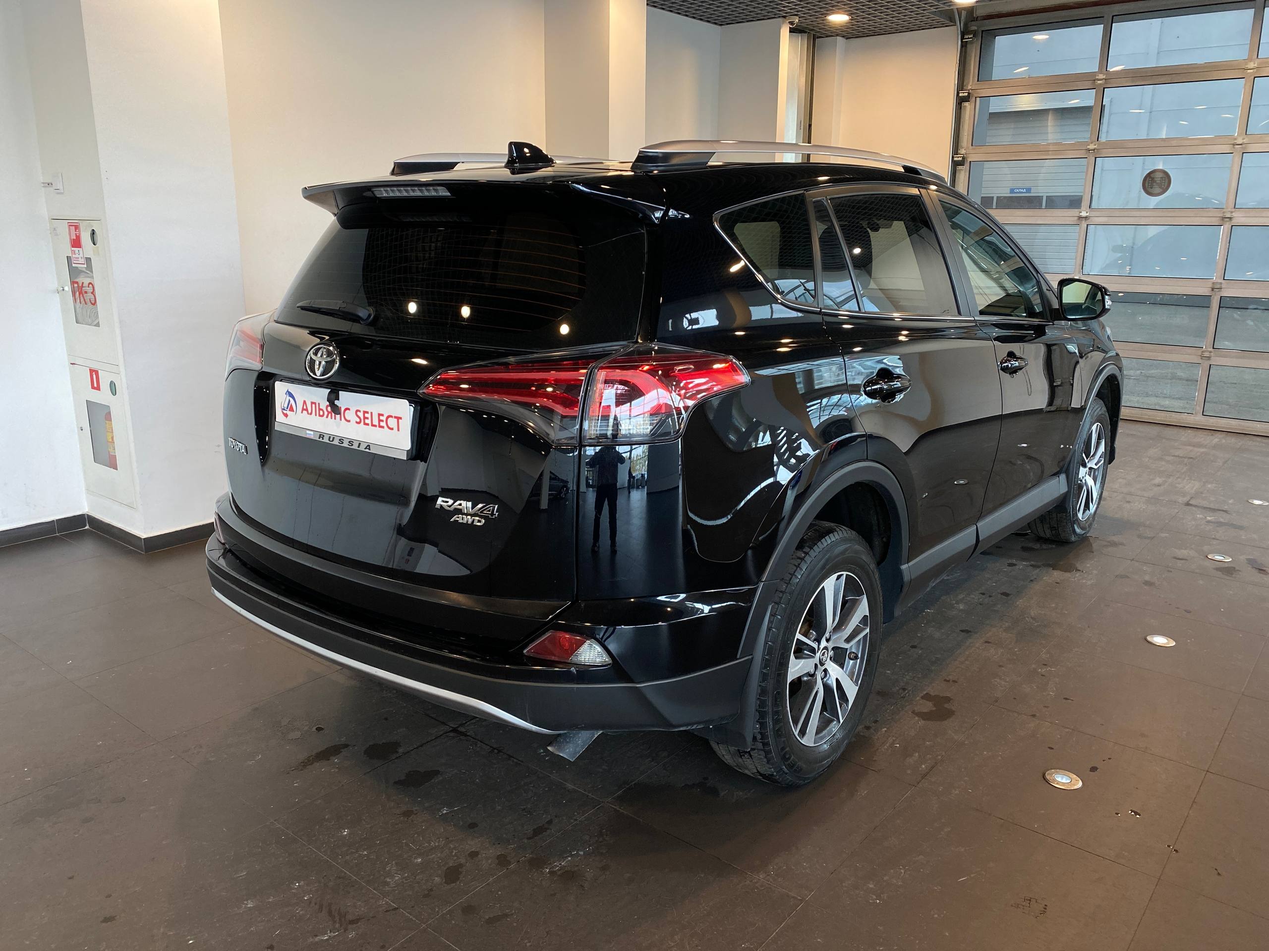 TOYOTA RAV4