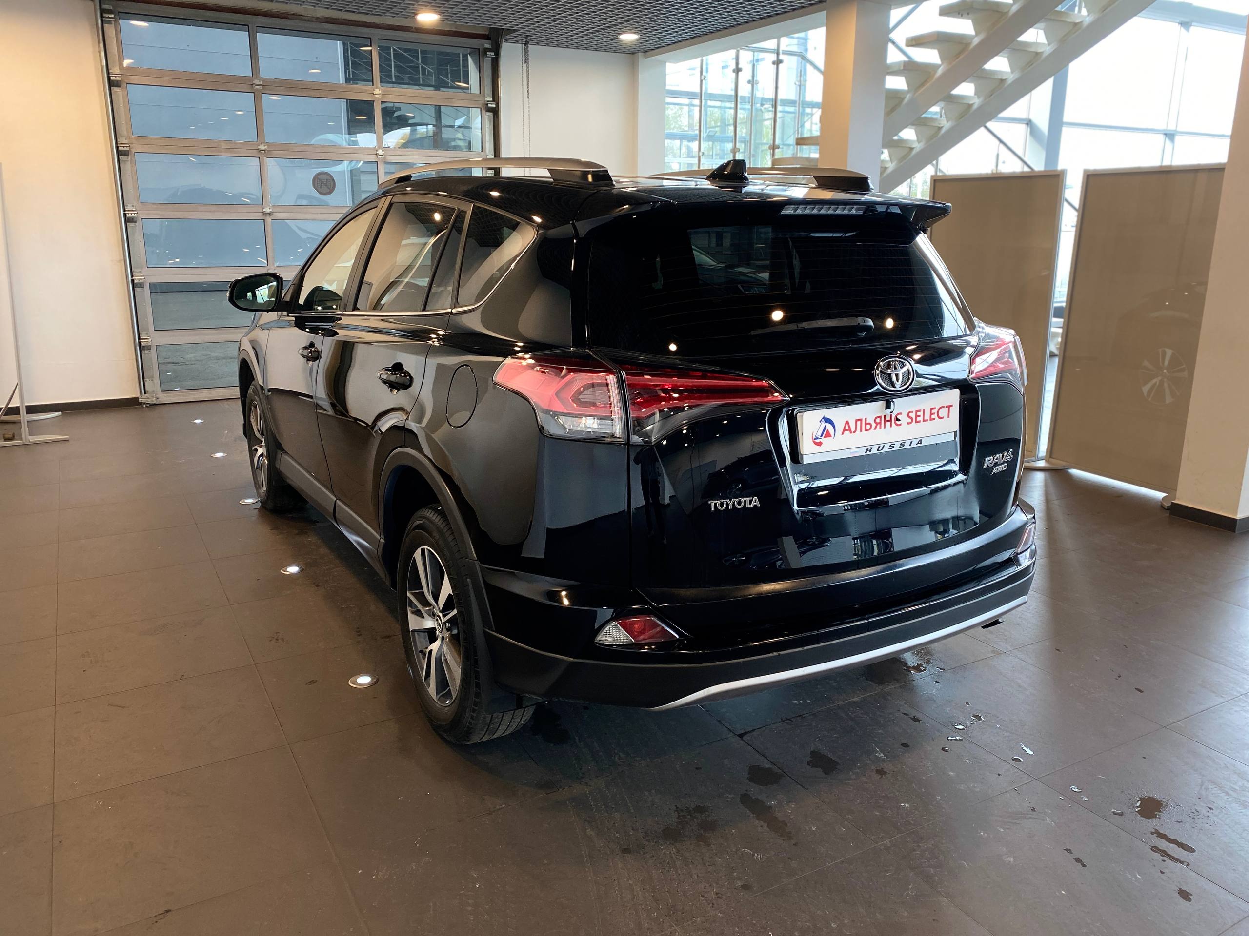 TOYOTA RAV4