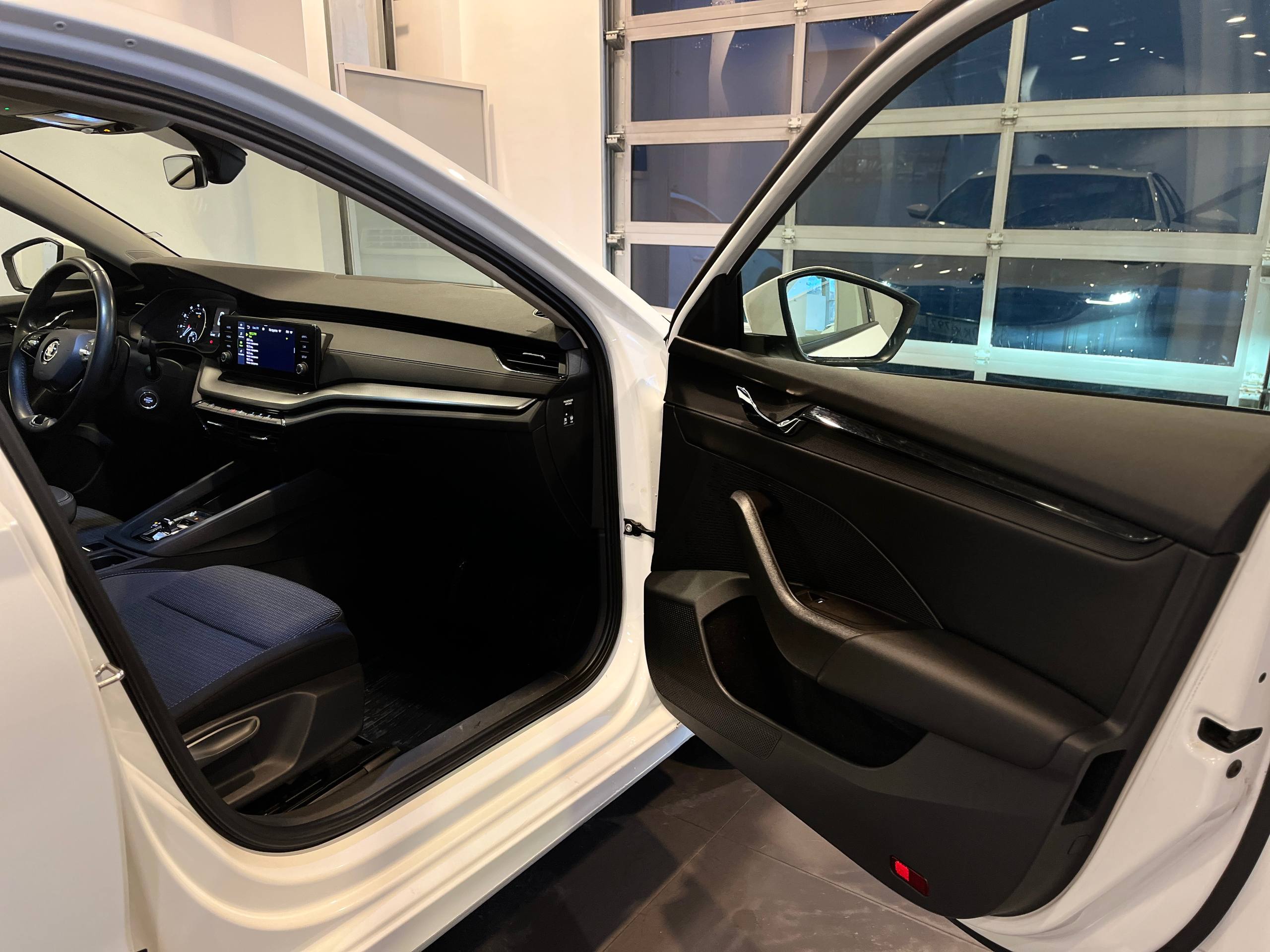 SKODA OKTAVIA