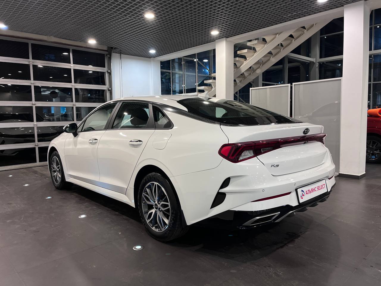 KIA K5
