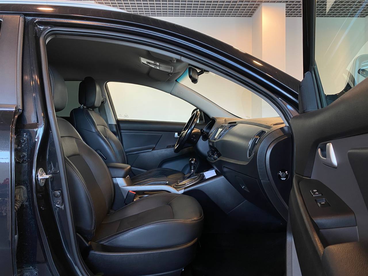 KIA SPORTAGE S