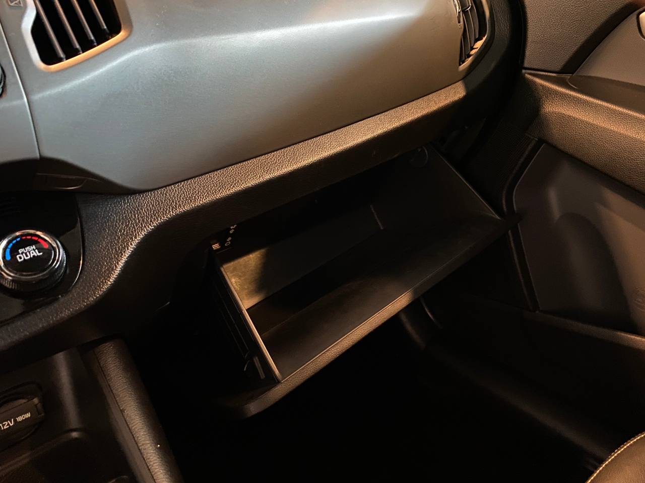 KIA SPORTAGE S
