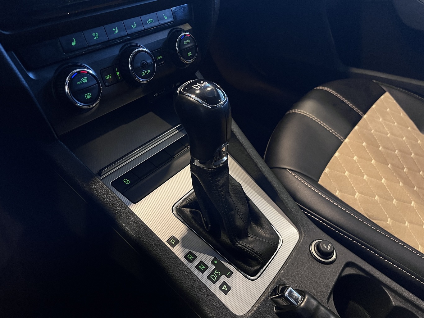 SKODA OKTAVIA