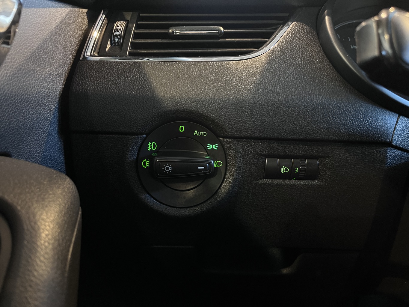 SKODA OKTAVIA