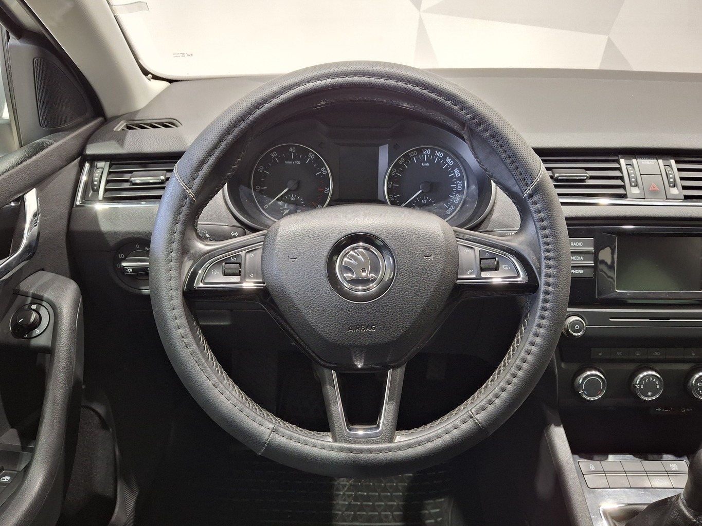SKODA OKTAVIA
