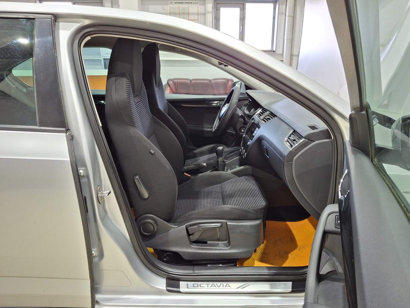 SKODA OKTAVIA