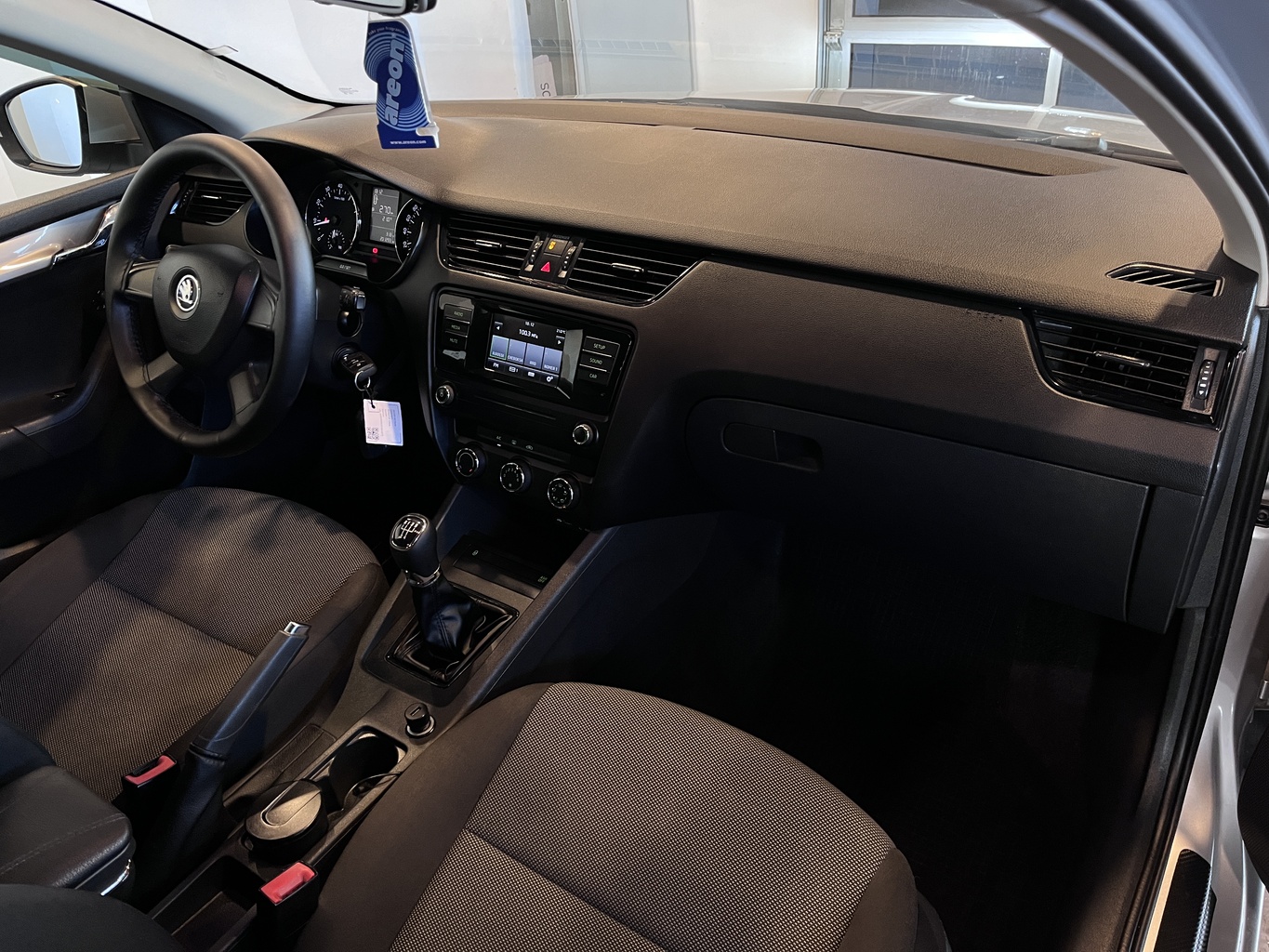SKODA OKTAVIA