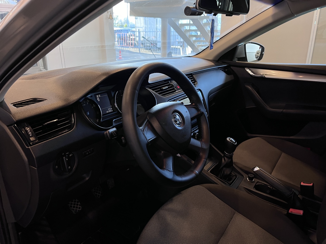 SKODA OKTAVIA
