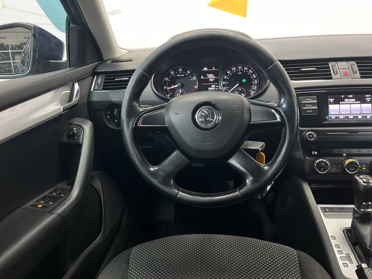 SKODA OKTAVIA