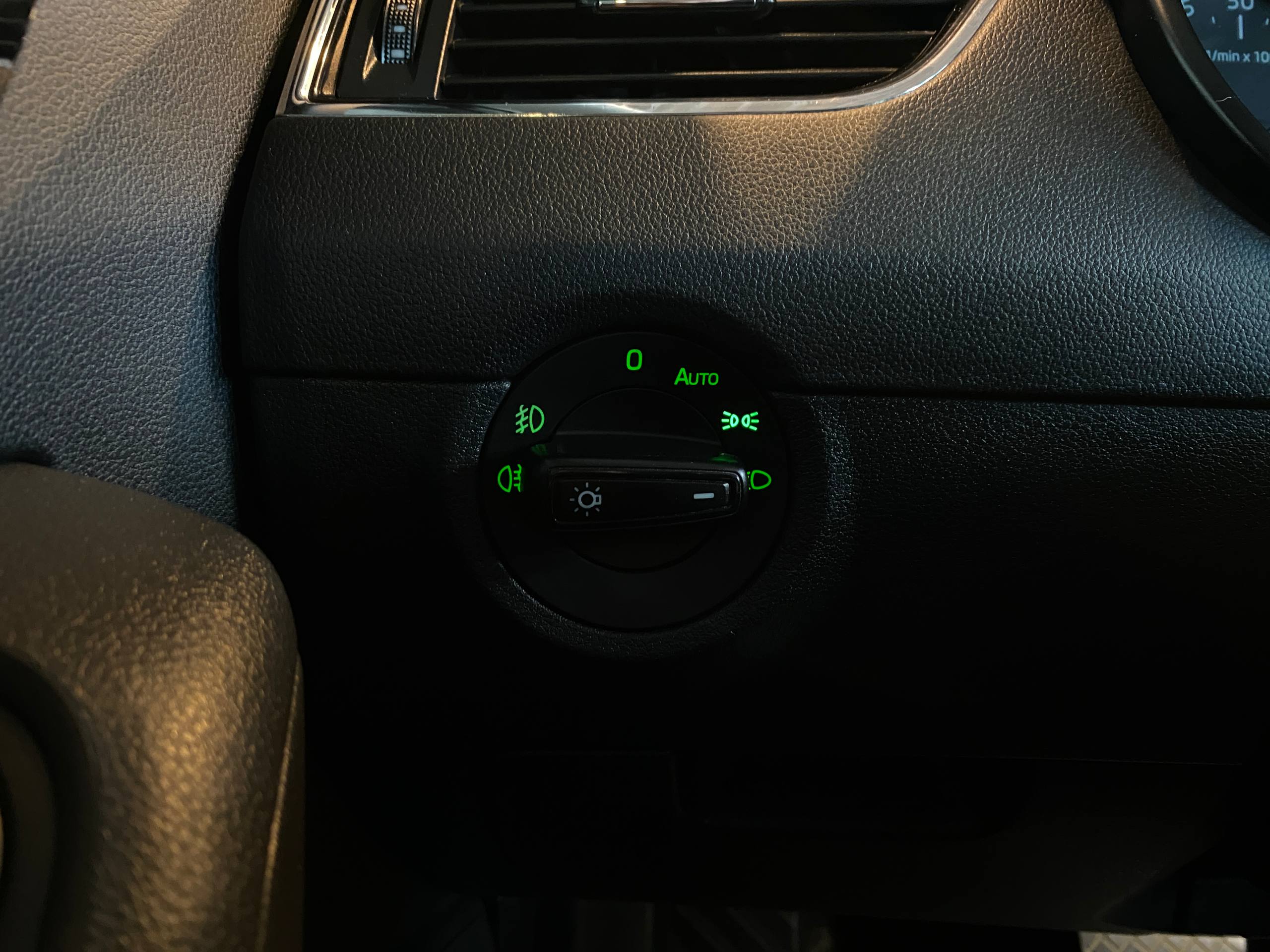 SKODA OKTAVIA